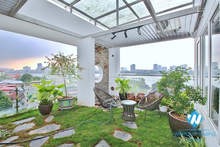 Penhouse 3 bedrooms apartment for rent in To Ngoc Van st, Tay Ho
